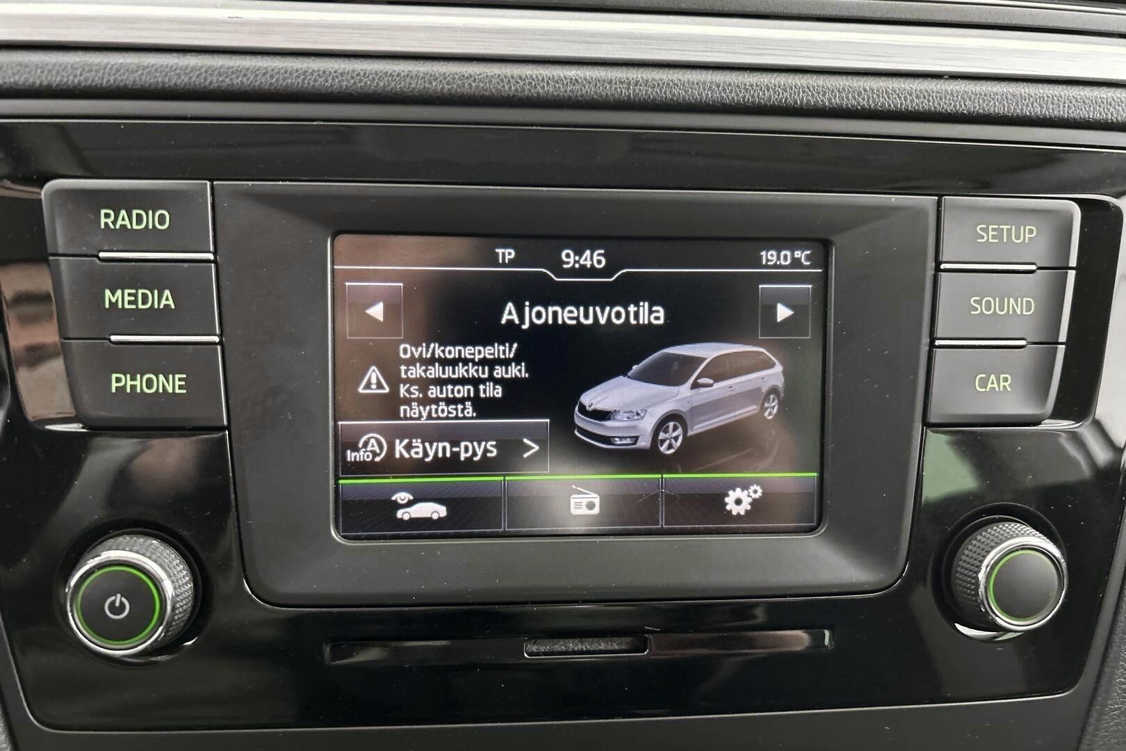Skoda Rapid iso kuva 15