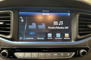 Hyundai IONIQ hybrid esikatselu 12