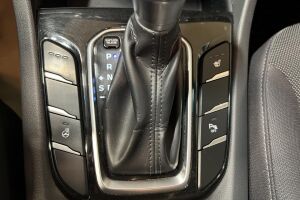 Hyundai IONIQ hybrid esikatselu 14