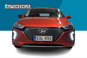 Hyundai IONIQ hybrid esikatselu 1
