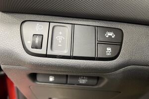 Hyundai IONIQ hybrid esikatselu 16