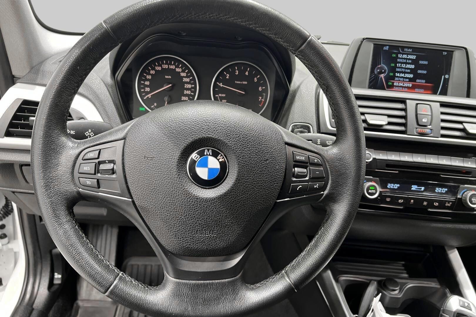 BMW 1-sarja iso kuva 17