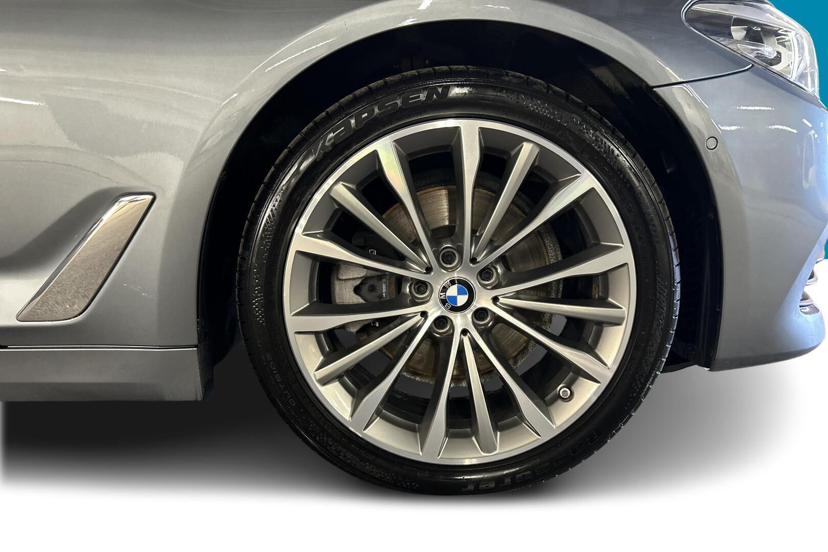 BMW 5-sarja iso kuva 7