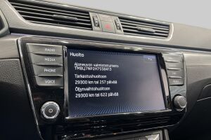 Skoda Superb esikatselu 17