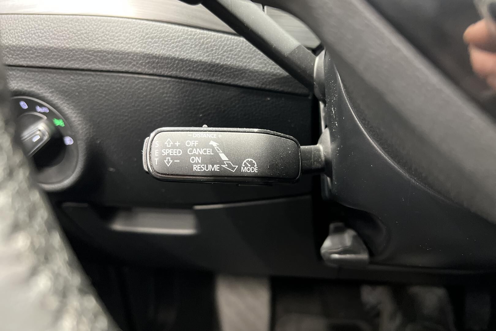 Skoda Superb iso kuva 24