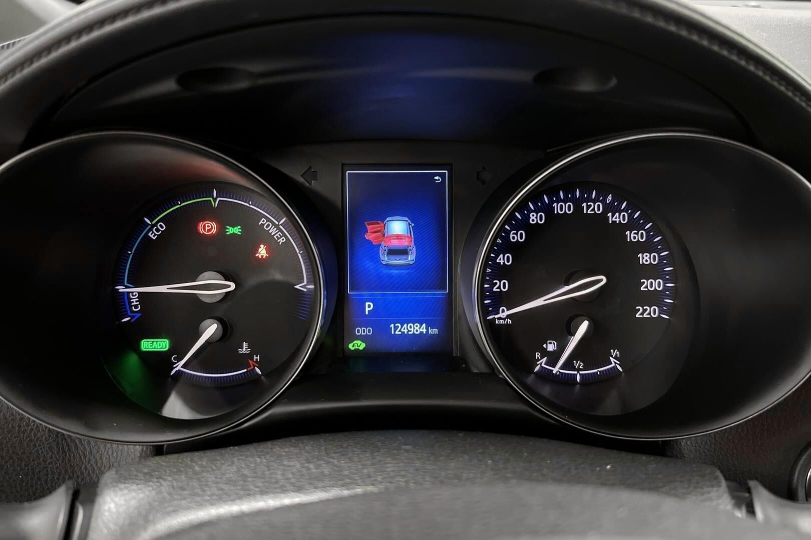 Toyota C-HR iso kuva 18