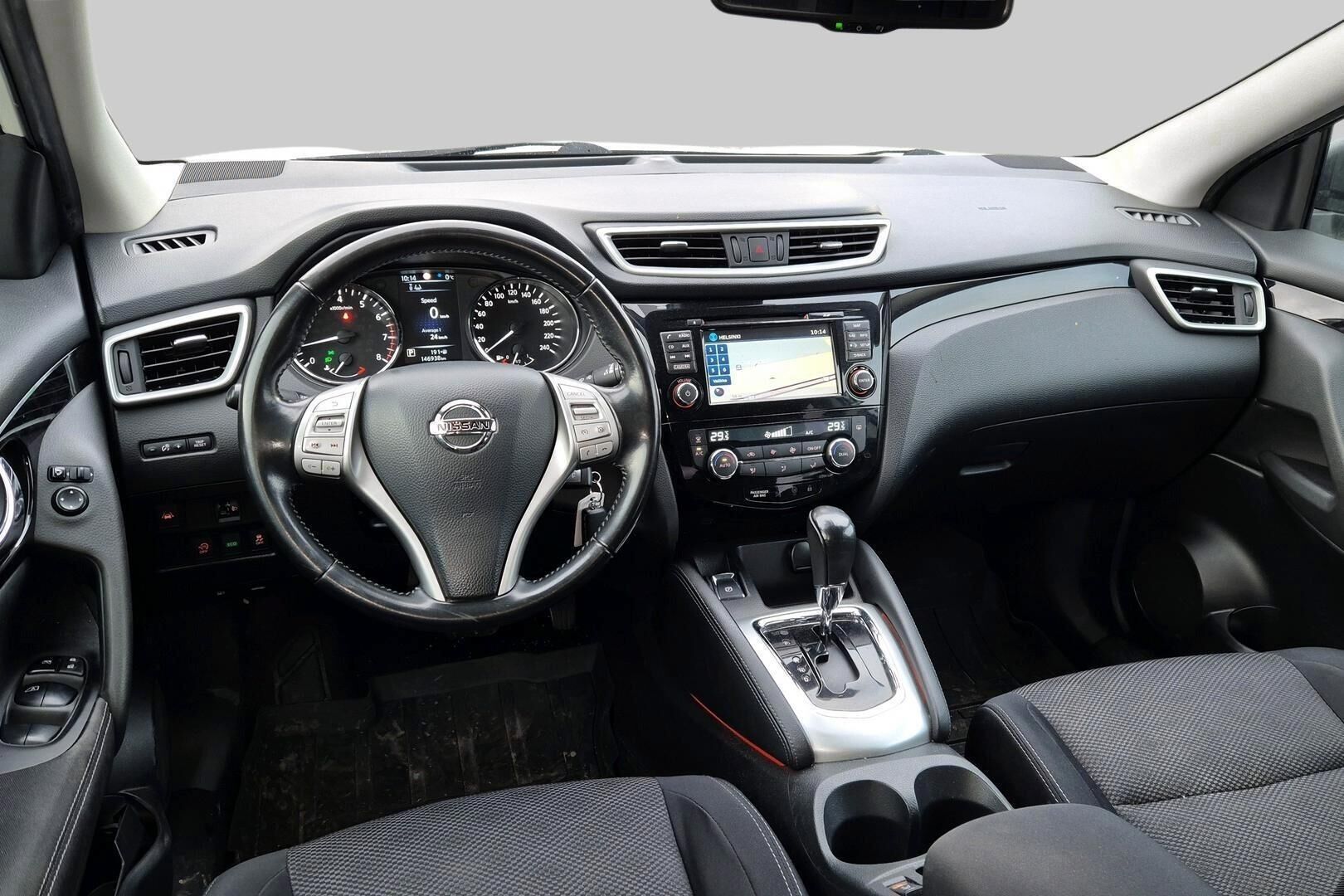 Nissan Qashqai iso kuva 1