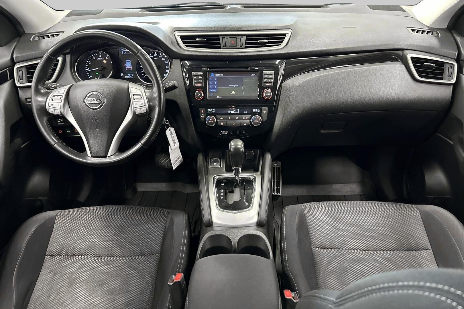 Nissan Qashqai iso kuva 11