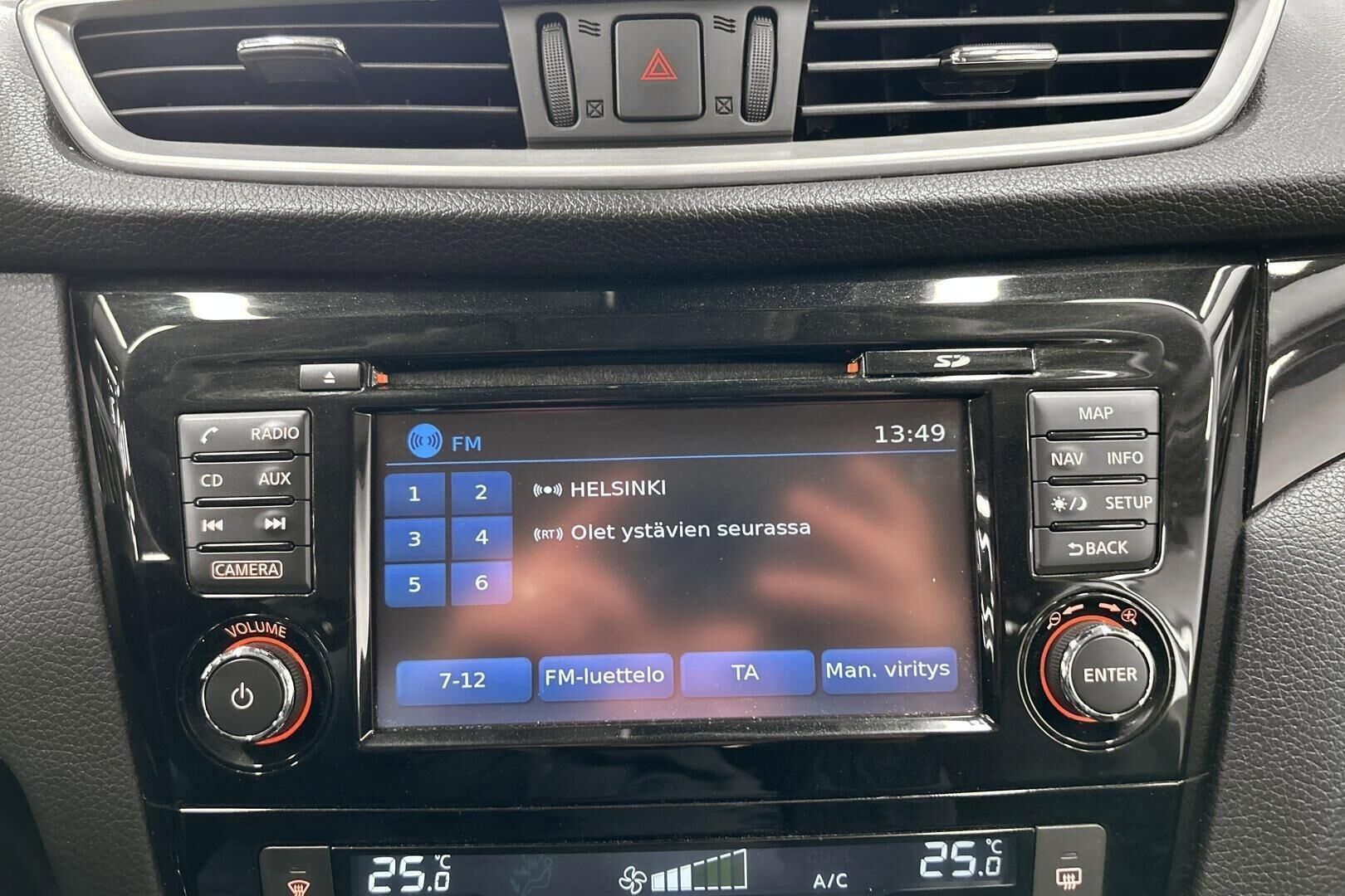 Nissan Qashqai iso kuva 23