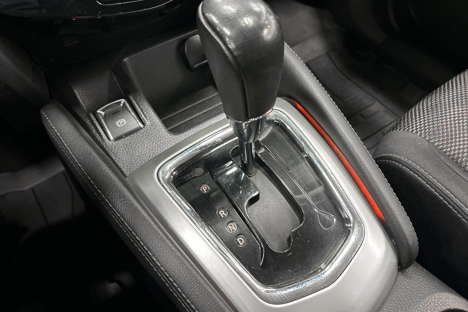 Nissan Qashqai iso kuva 27