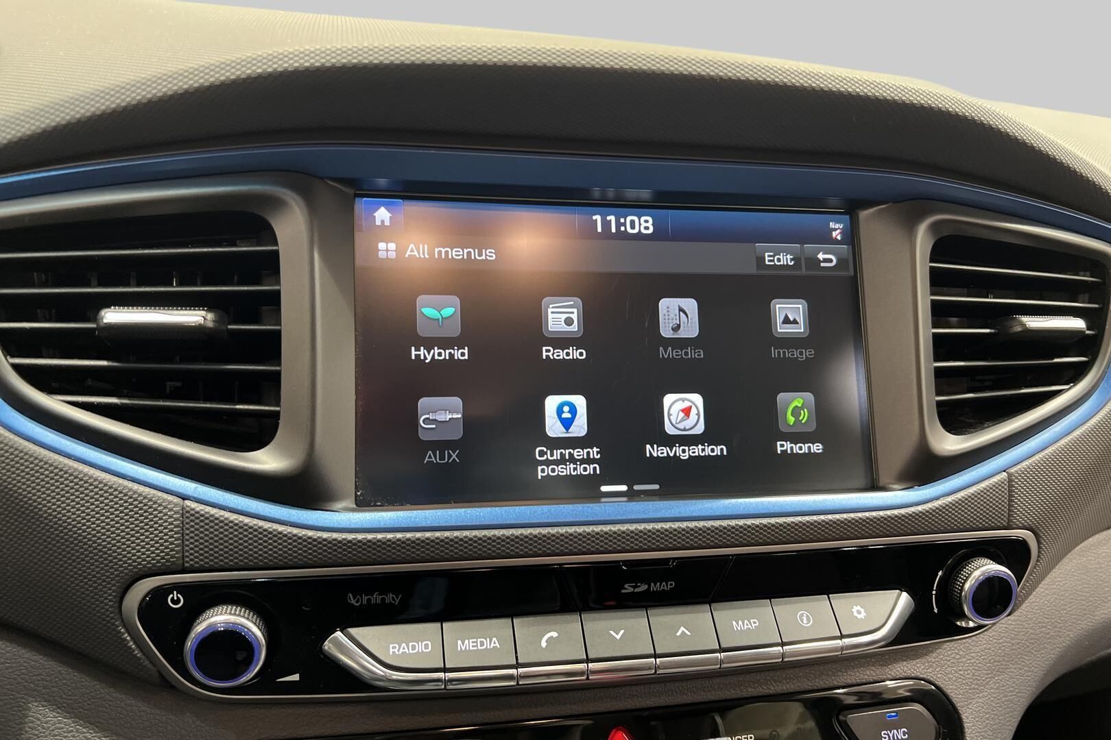 Hyundai IONIQ hybrid iso kuva 15