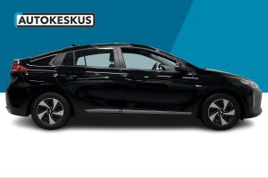 Hyundai IONIQ hybrid esikatselu 4