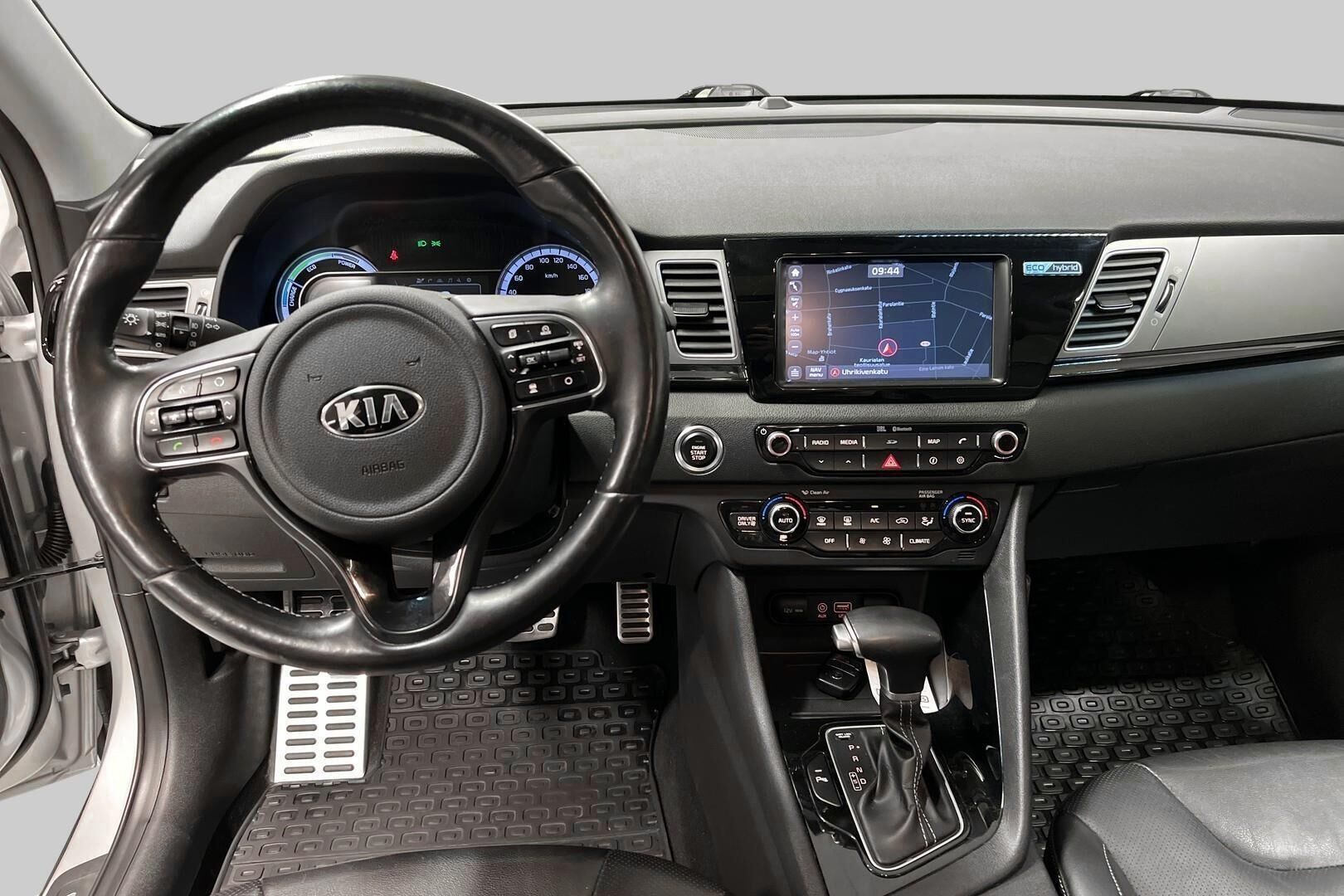 Kia Niro iso kuva 11