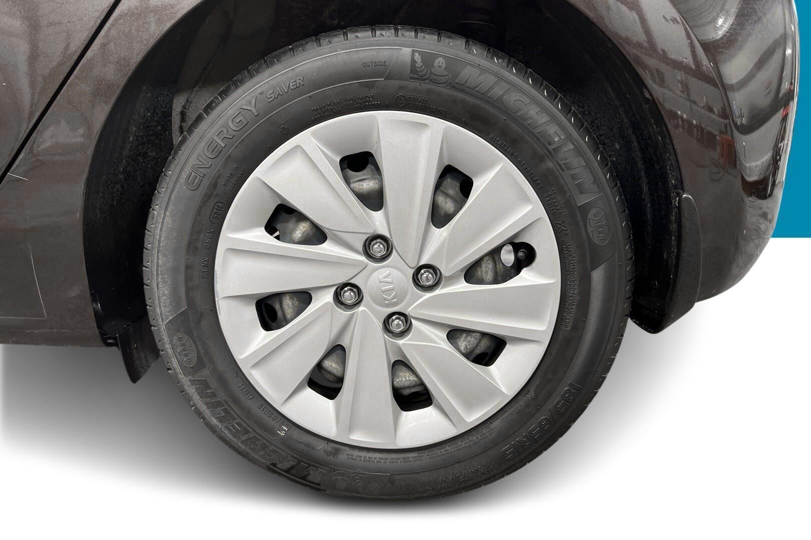 Kia Rio iso kuva 13