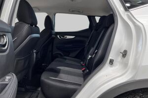 Nissan Qashqai esikatselu 10