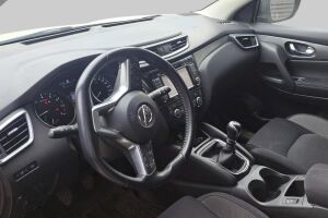 Nissan Qashqai esikatselu 2