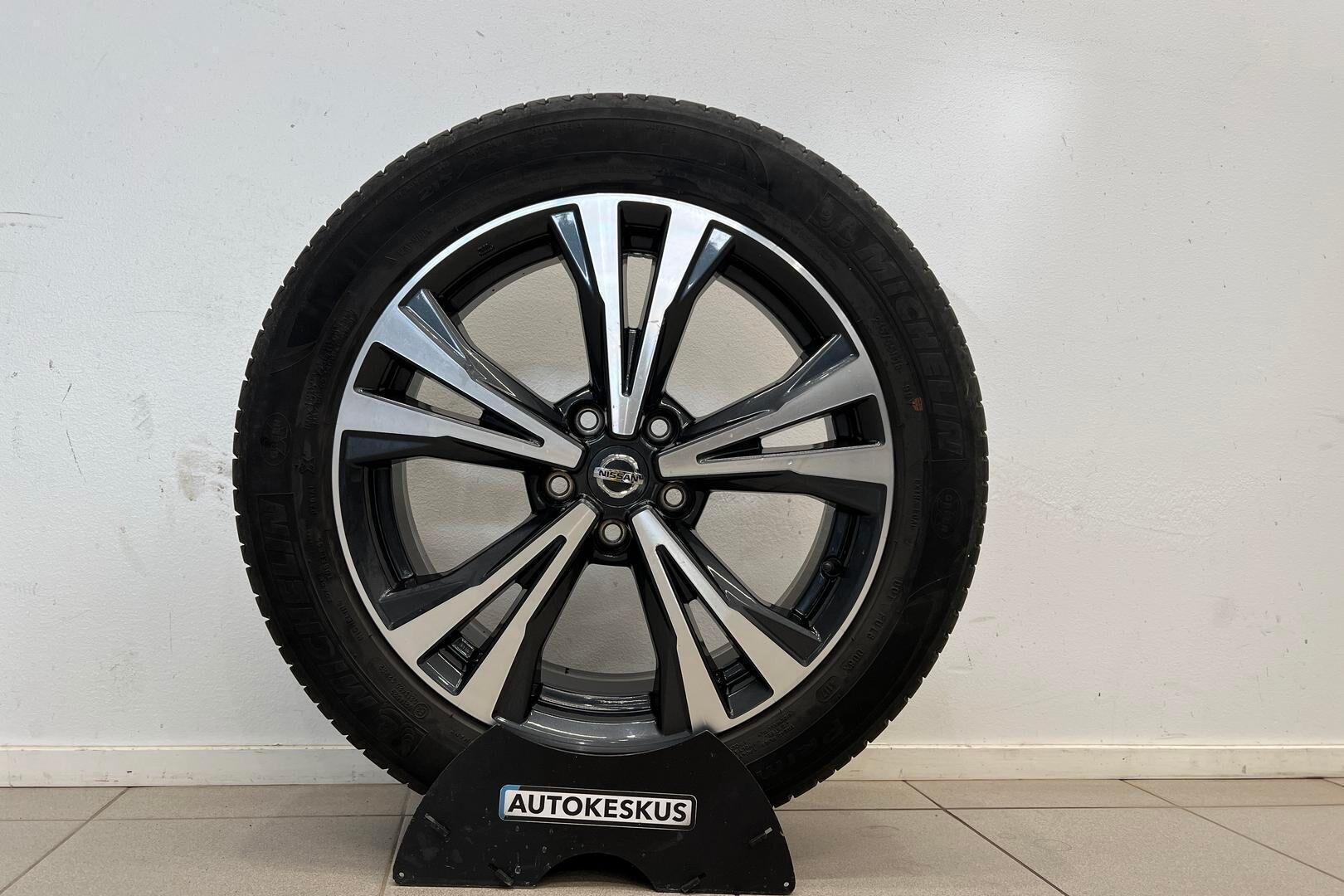 Nissan Qashqai iso kuva 24