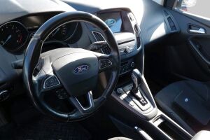 Ford Focus esikatselu 2