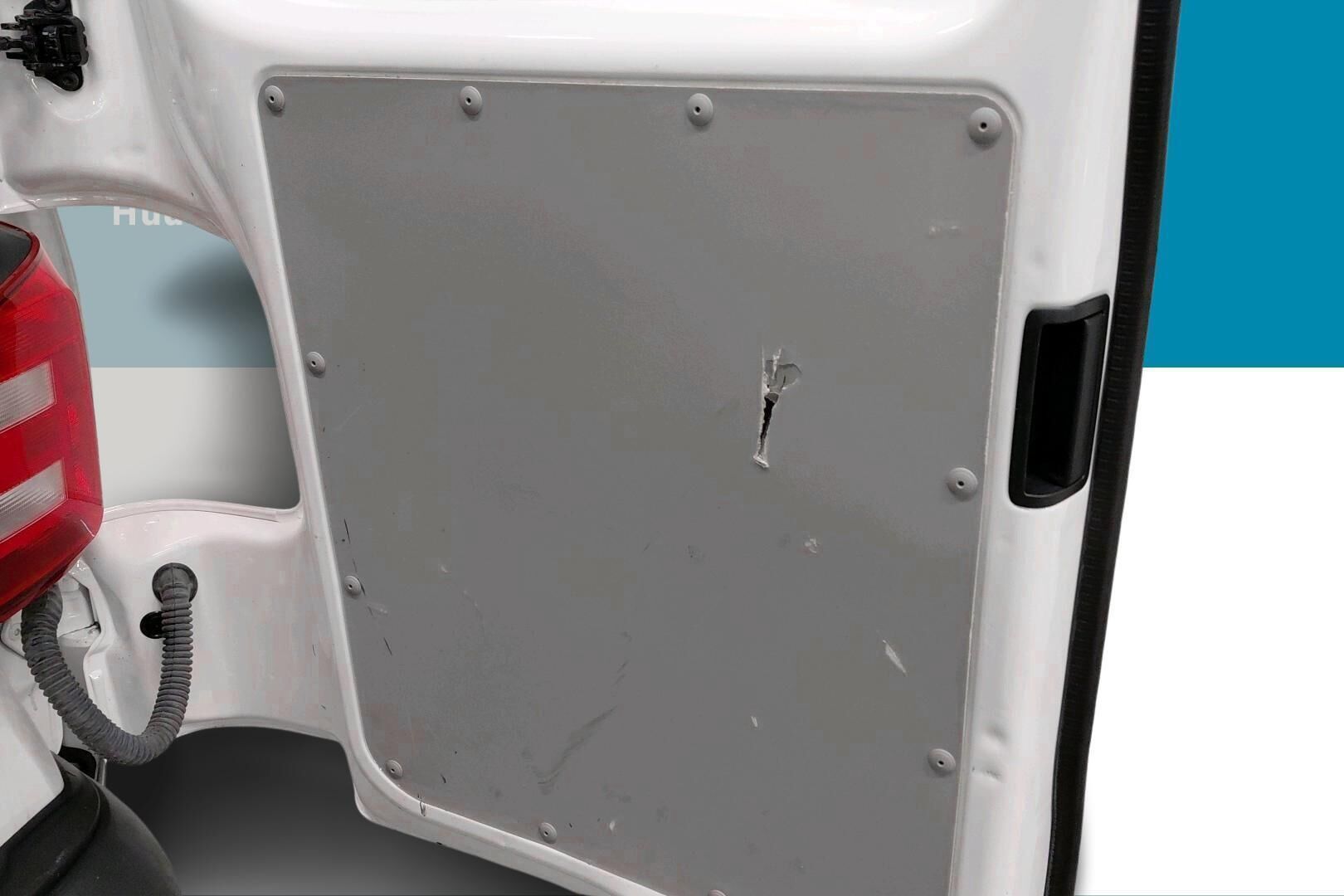 Volkswagen Transporter iso kuva 17