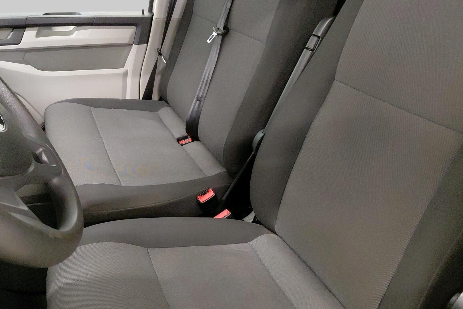 Volkswagen Transporter iso kuva 26