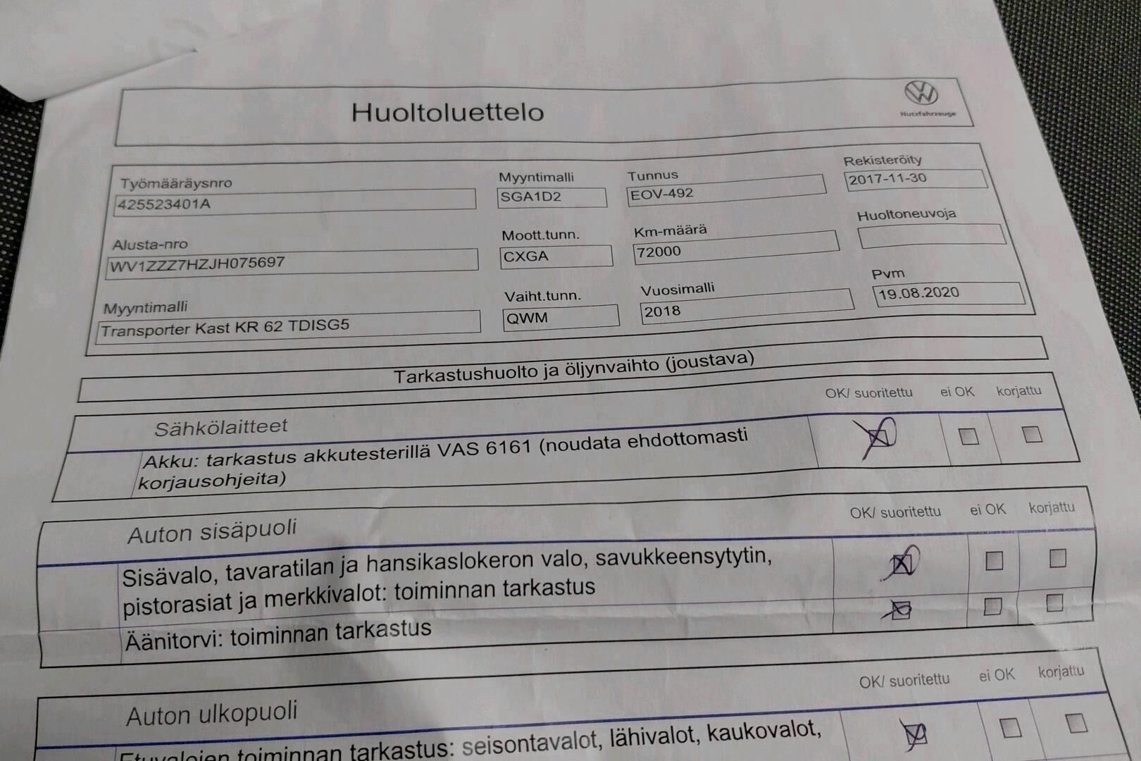 Volkswagen Transporter iso kuva 41