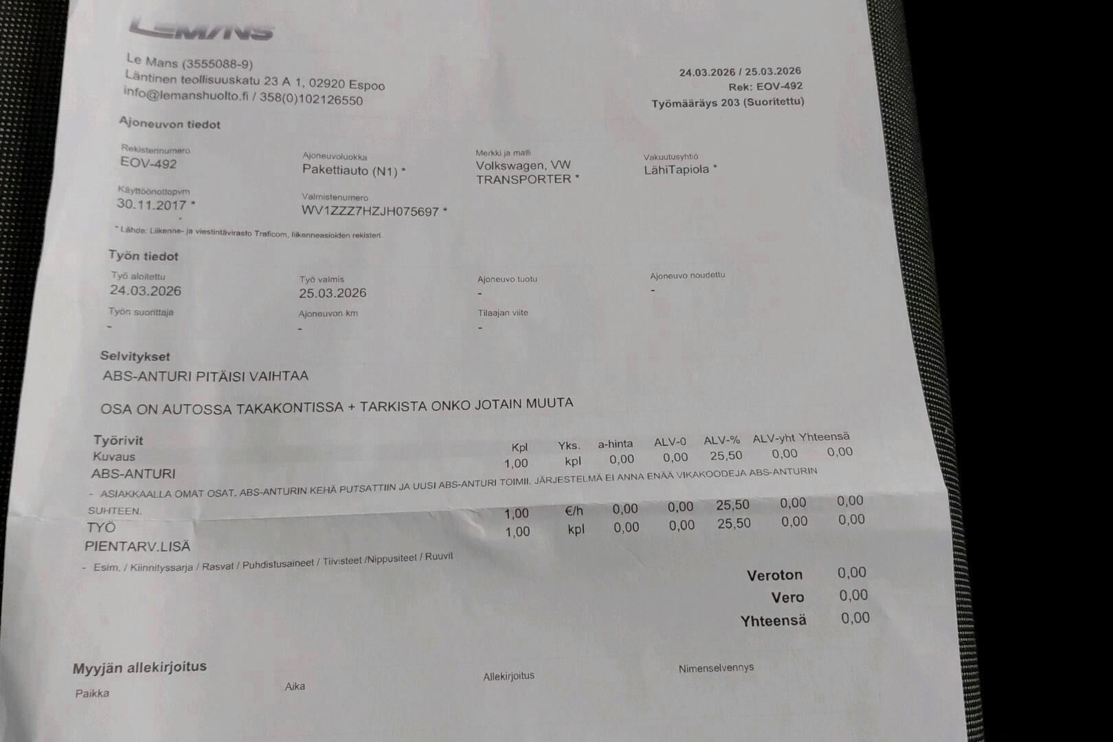 Volkswagen Transporter iso kuva 44