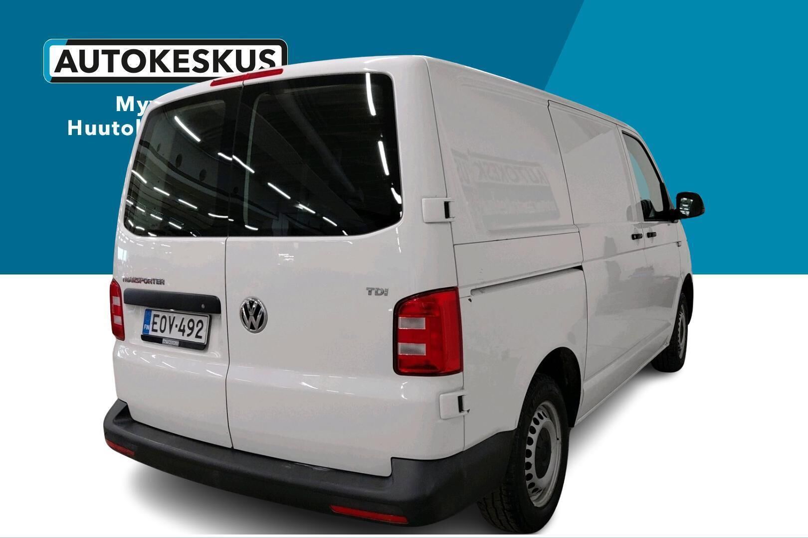Volkswagen Transporter iso kuva 5