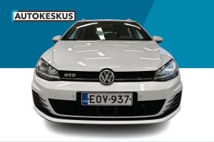 Volkswagen Golf esikatselu 2