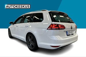 Volkswagen Golf esikatselu 7