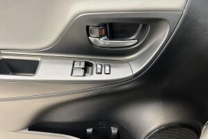 Toyota Yaris esikatselu 25