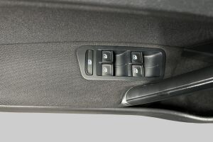 Volkswagen Golf esikatselu 7