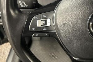 Volkswagen Golf esikatselu 8