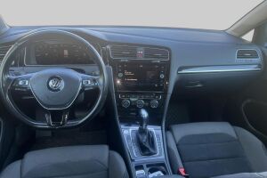 Volkswagen Golf esikatselu 2