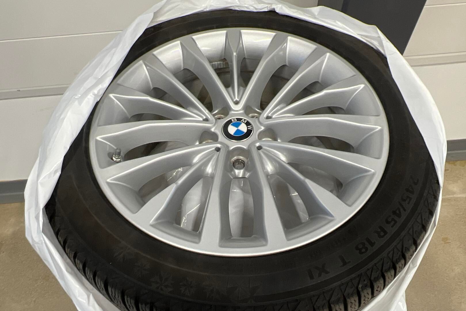 BMW 5-sarja iso kuva 23