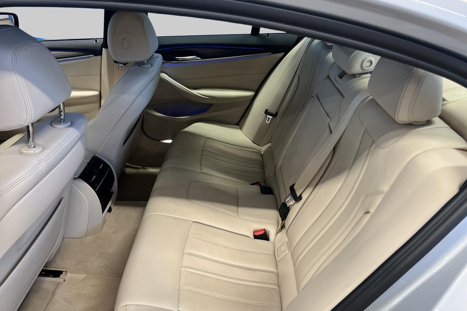 BMW 5-sarja iso kuva 7