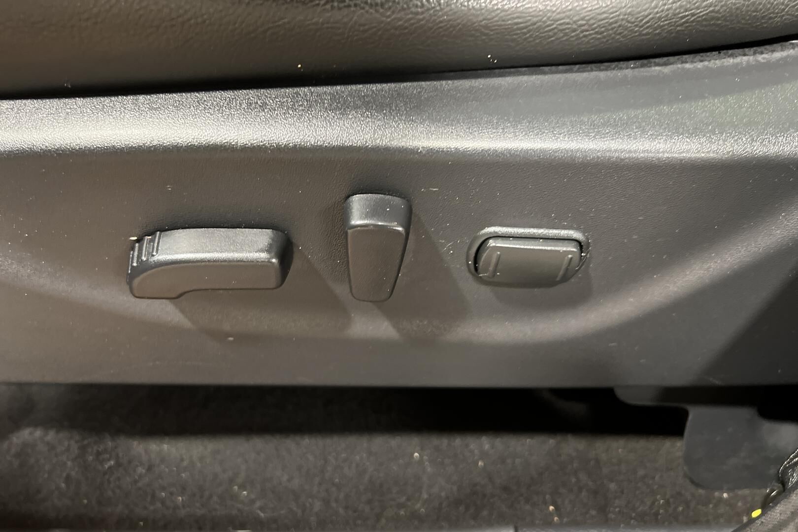 Nissan Navara iso kuva 15