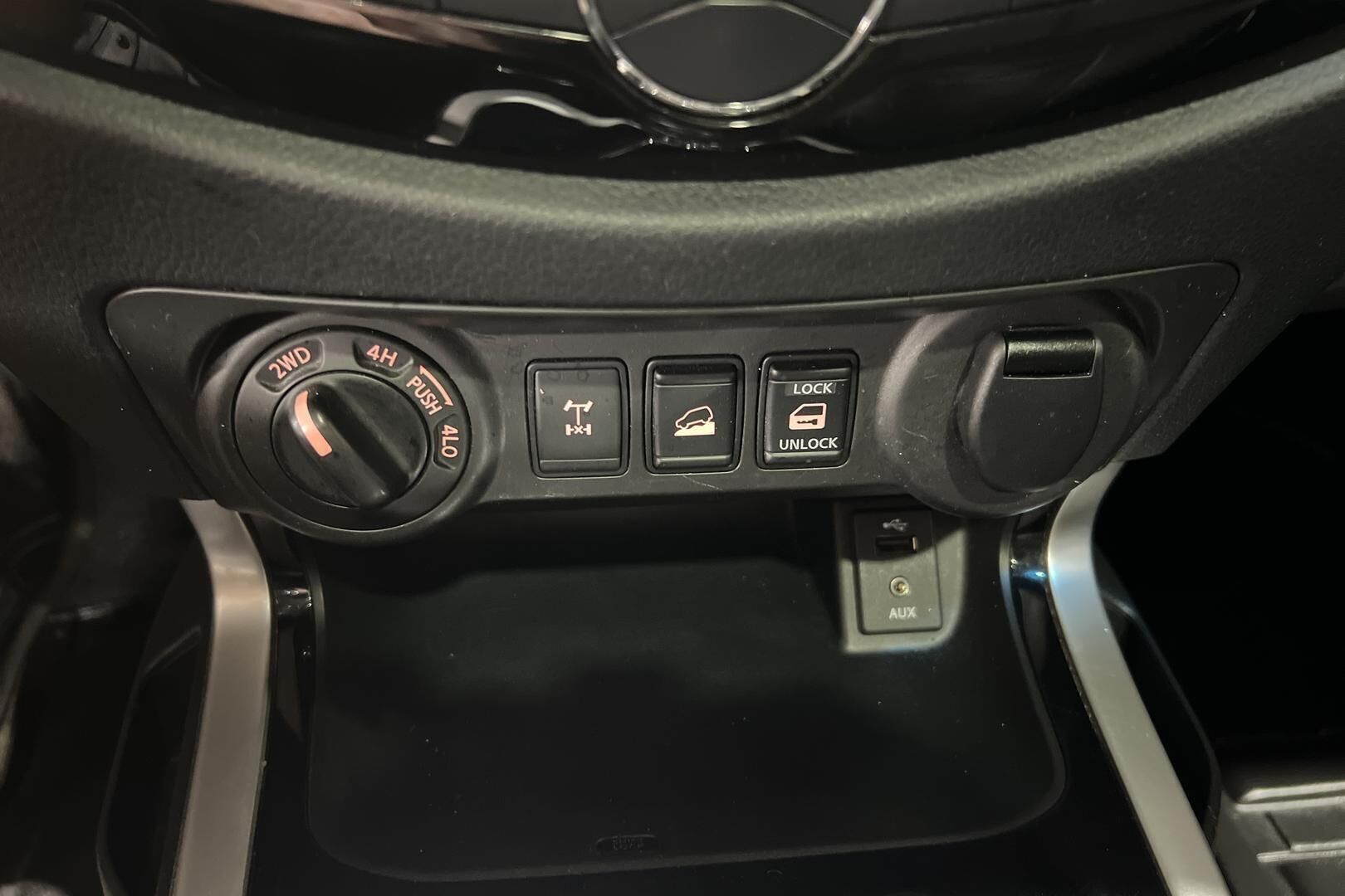 Nissan Navara iso kuva 20
