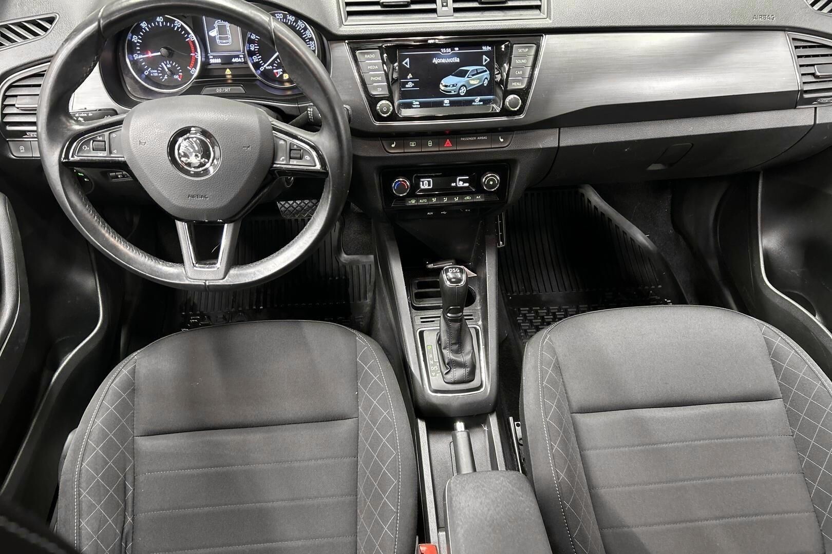 Skoda Fabia iso kuva 10