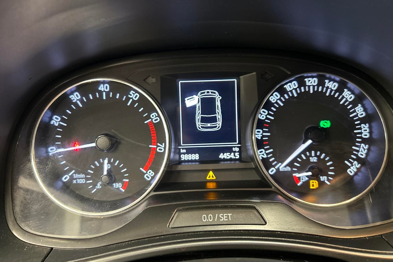 Skoda Fabia iso kuva 17