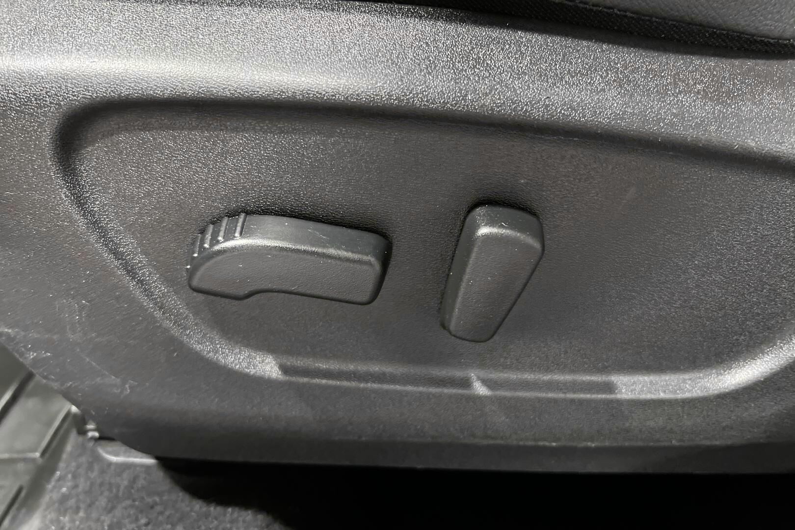 Nissan Qashqai iso kuva 14