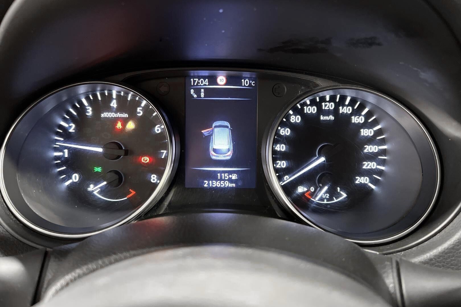 Nissan Qashqai iso kuva 18