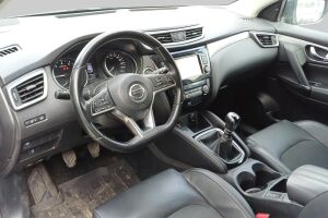 Nissan Qashqai esikatselu 2
