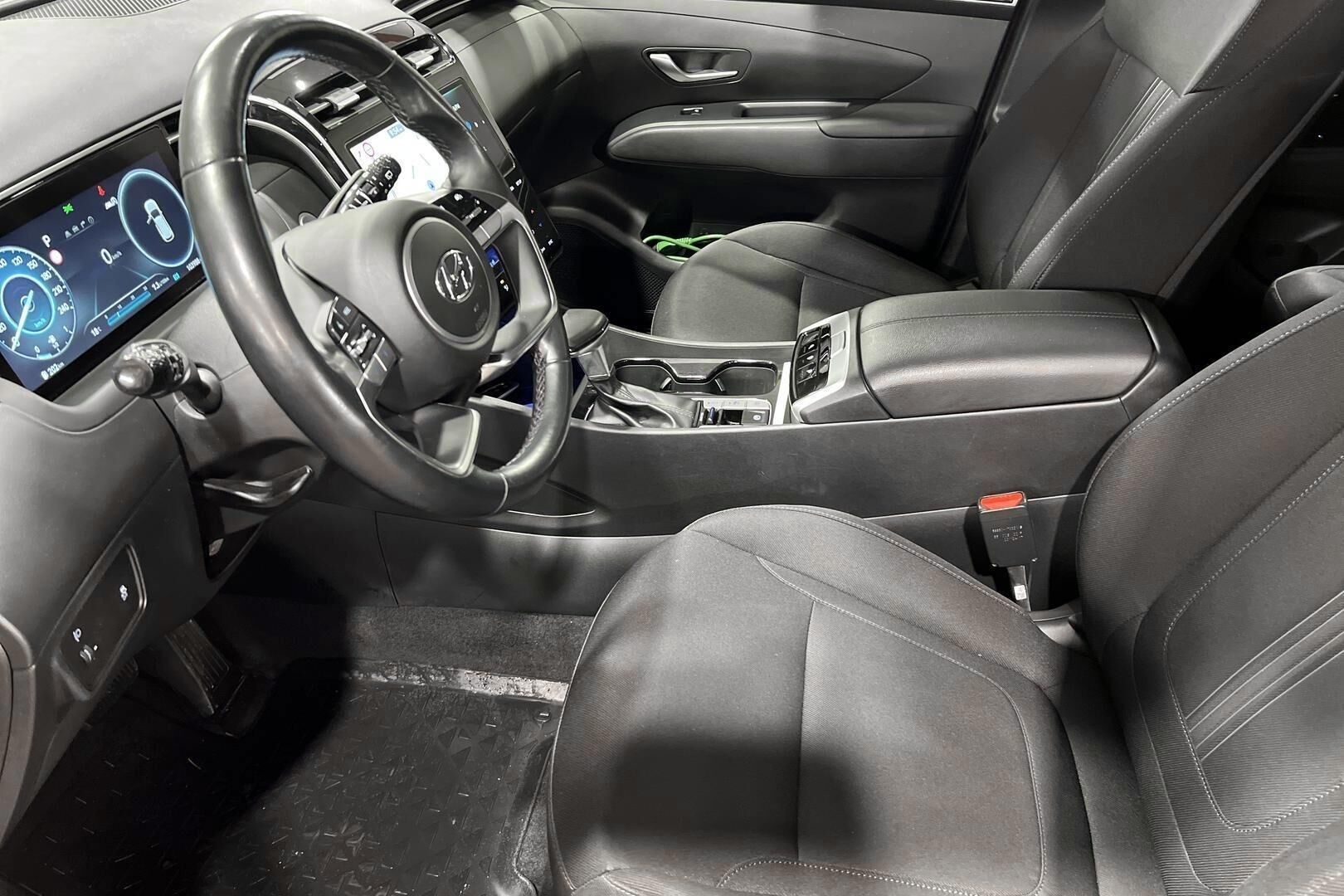 Hyundai Tucson iso kuva 9