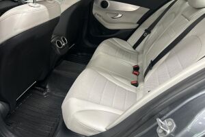 Mercedes-Benz C esikatselu 7