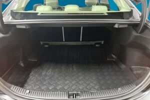 Mercedes-Benz C esikatselu 9