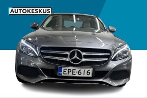 Mercedes-Benz C esikatselu 20