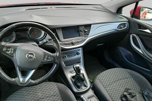 Opel Astra esikatselu 2