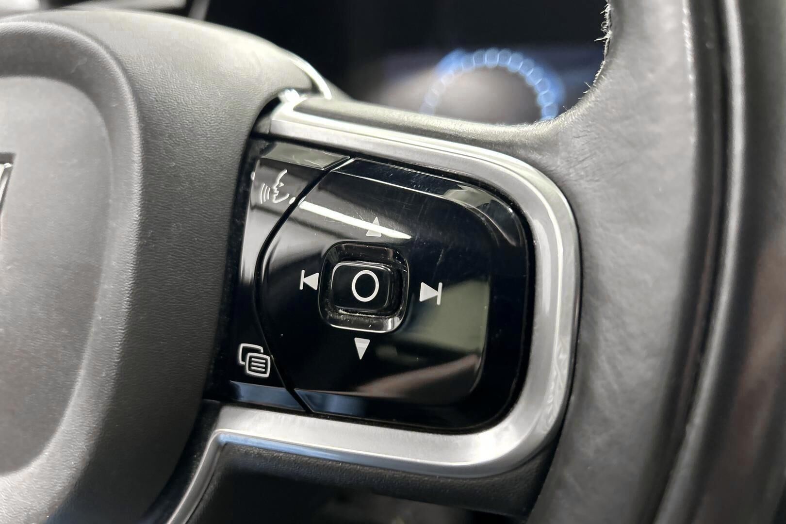 Volvo S90 iso kuva 14