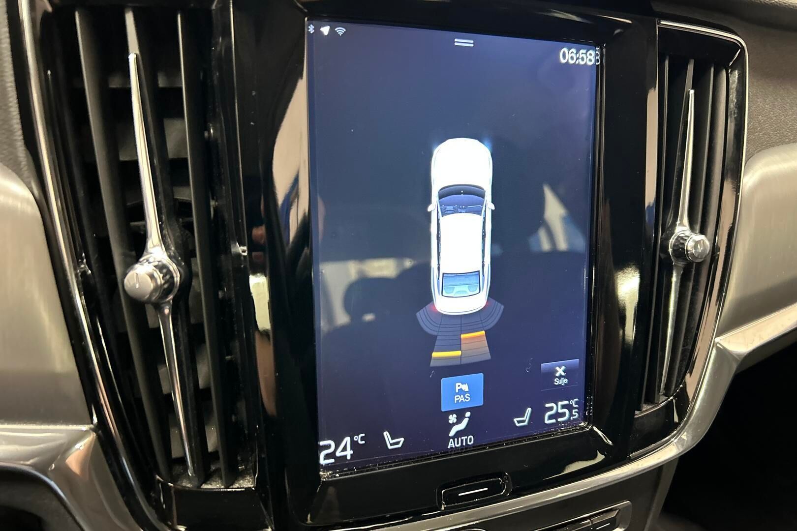 Volvo S90 iso kuva 20