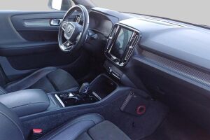 Volvo XC40 esikatselu 4